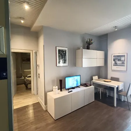 Apartament Metro A Modern *